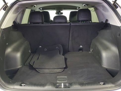 Used 2022 Jeep Compass Latitude image 9