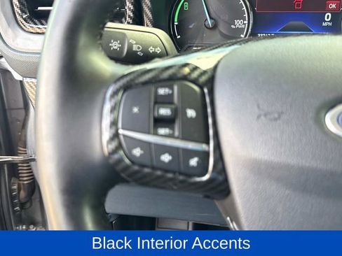 Used 2023 Ford Maverick Lariat w/ Lariat Luxury Package FWD image 31