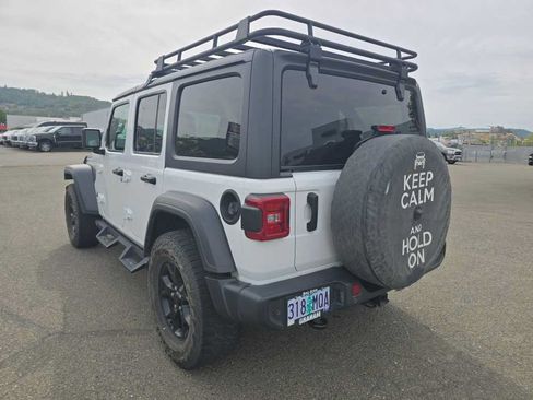 Used 2020 Jeep Wrangler Unlimited Sport AWD/4WD image 9