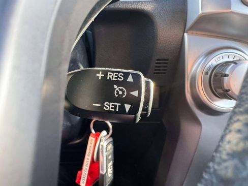 Used 2019 Toyota 4Runner SR5 Premium image 39