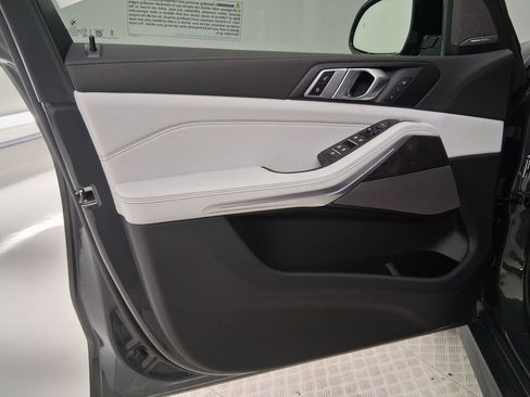 New 2026 BMW X5 sDrive40i w/ M Sport Package RWD image 12
