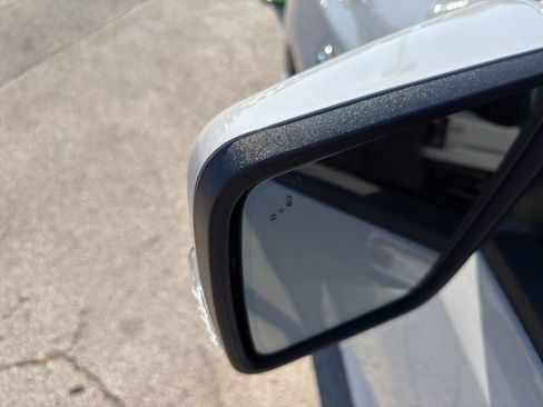 Used 2024 Ford F150 Lightning Platinum image 13