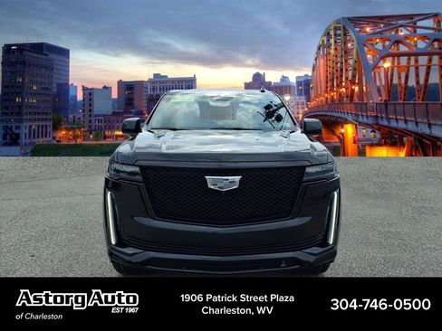 Used 2023 Cadillac Escalade Sport Platinum w/ LPO, ONYX Package AWD/4WD image 8