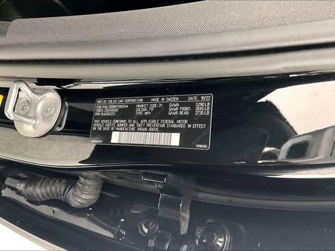 Certified 2023 Volvo XC60 B5 Plus w/ Protection Package Premier image 44