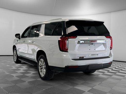 Used 2023 GMC Yukon XL SLT image 6