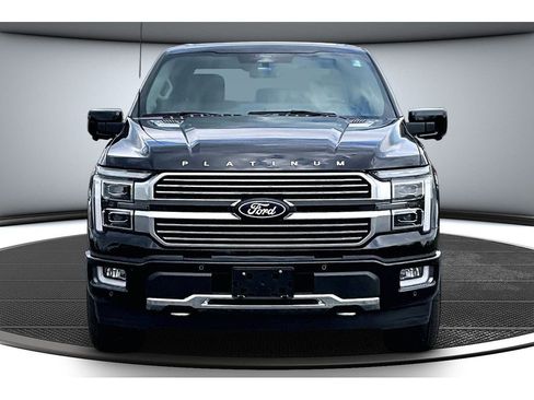 Used 2024 Ford F150 Platinum w/ Equipment Group 703A Plus AWD/4WD image 4