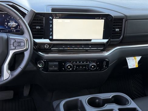 Used 2025 Chevrolet Silverado 1500 LT w/ Texas Edition Plus image 18