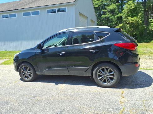 Used 2015 Hyundai Tucson SE AWD/4WD image 6