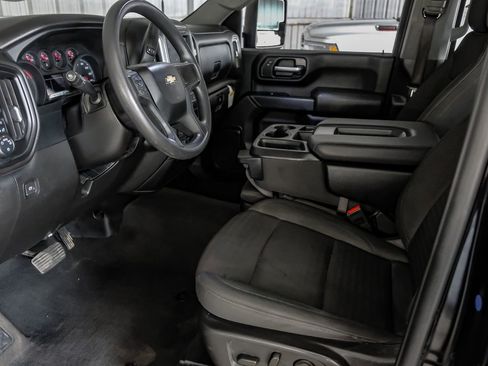 Used 2024 Chevrolet Silverado 2500 Custom w/ Custom Value Package AWD/4WD image 14