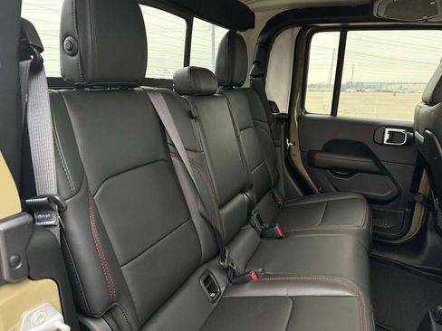 New 2026 Jeep Gladiator Rubicon image 22