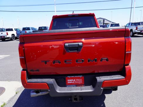 New 2026 Toyota Tacoma TRD Off-Road AWD/4WD image 11