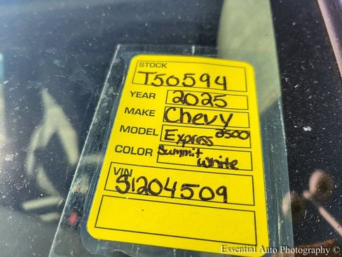 New 2025 Chevrolet Express 3500 w/ Power Convenience Package RWD image 18
