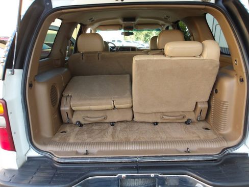 Used 2000 GMC Yukon SLT w/ SLT Marketing Opt Pkg AWD/4WD image 25