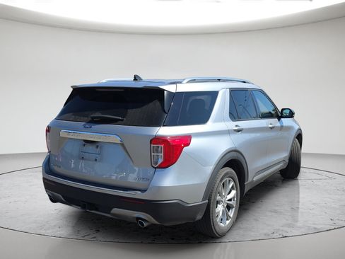 Used 2023 Ford Explorer Limited w/ Limited Technology Package AWD/4WD image 14