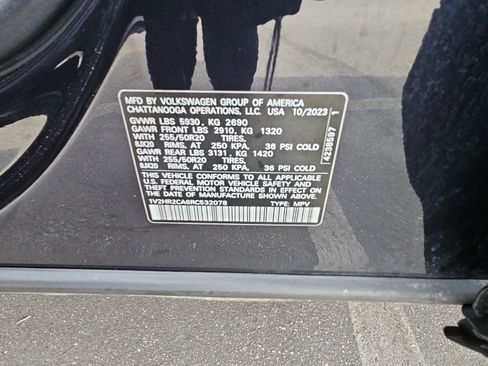 Used 2024 Volkswagen Atlas SE image 38