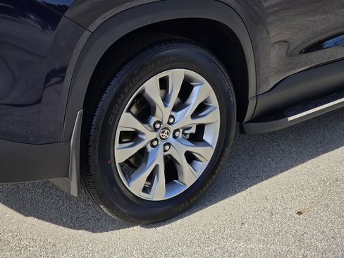 Used 2026 Toyota Grand Highlander FWD image 8