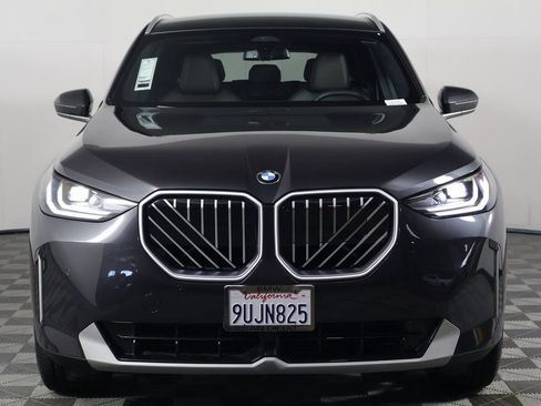 Used 2025 BMW X3 xDrive30i w/ Convenience Package image 2
