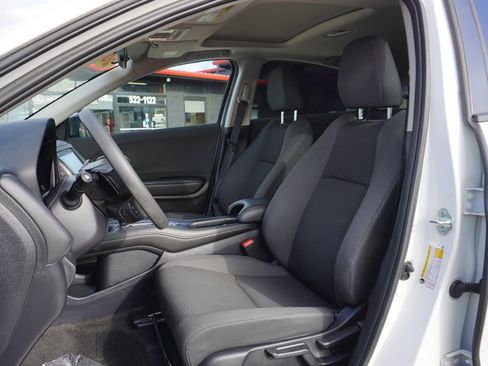 Used 2021 Honda HR-V EX image 23