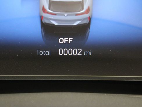 New 2026 BMW X3 xDrive30 w/ Premium Package AWD/4WD image 3