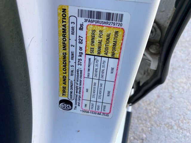 Used 2017 Ford Fusion Titanium FWD image 29