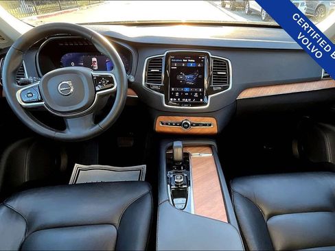Used 2023 Volvo XC90 B5 Plus image 20