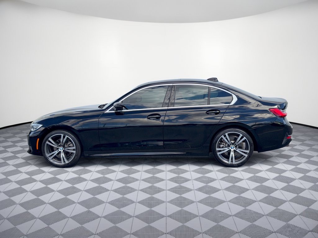 Used 2020 BMW 330i xDrive Sedan w/ Convenience Package AWD/4WD image 2