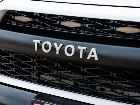 Used 2016 Toyota 4Runner TRD Pro image 25