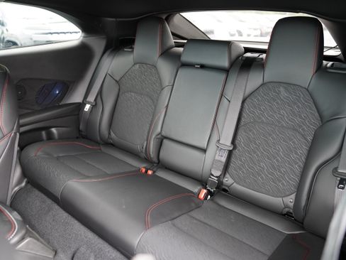 Used 2026 Dodge Charger Scat Pack AWD/4WD image 5