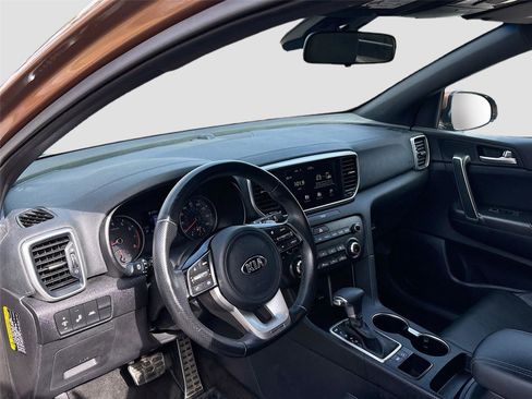 Used 2020 Kia Sportage S image 10