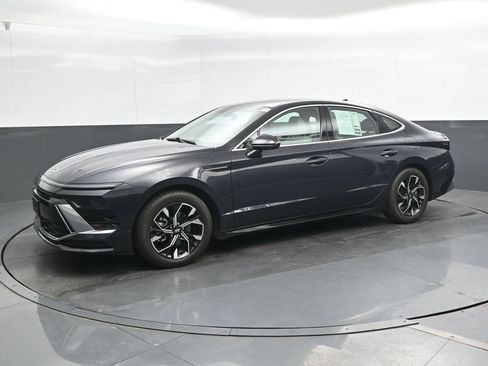 Used 2024 Hyundai Sonata SEL FWD image 7