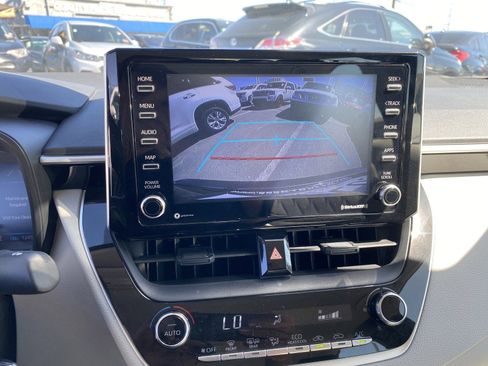Used 2021 Toyota Corolla LE w/ Carpet Mat Package (TMS) FWD image 15