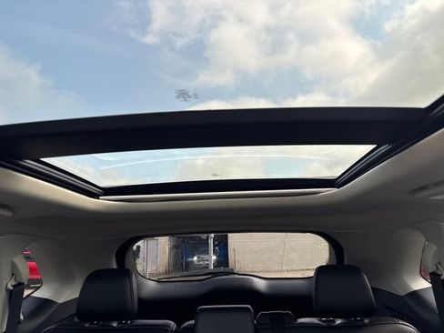Used 2019 Ford Edge SEL w/ Equipment Group 201A AWD/4WD image 13