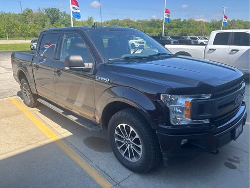 Used 2019 Ford F150 XLT w/ Equipment Group 302A Luxury AWD/4WD image 3