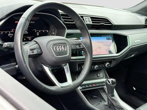 Used 2023 Audi Q3 2.0T Premium Plus AWD/4WD image 9