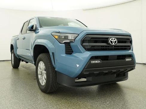 New 2026 Toyota Tacoma SR5 AWD/4WD image 30