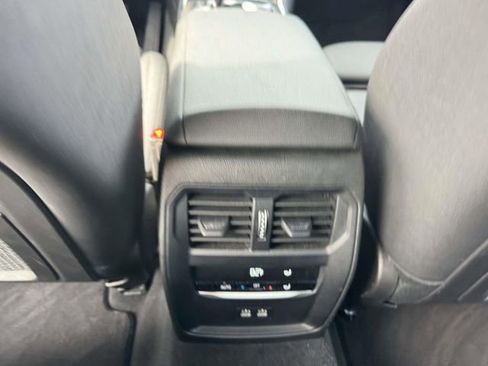 Used 2021 BMW 330i xDrive Sedan w/ Premium Package AWD/4WD image 19