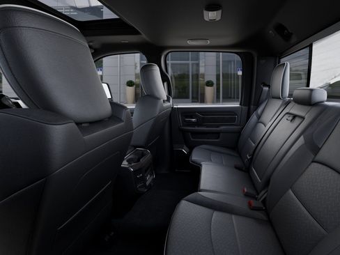 New 2026 RAM 2500 Laramie AWD/4WD image 23