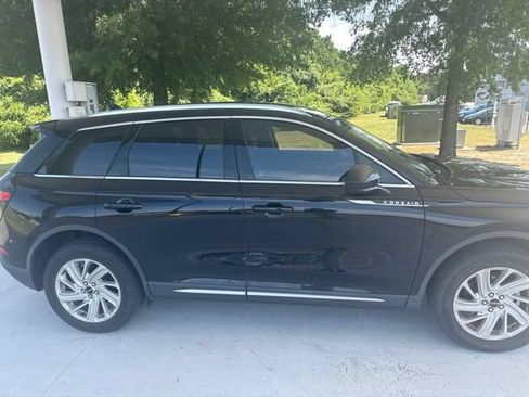 Used 2022 Lincoln Corsair FWD image 2