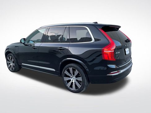 Certified 2023 Volvo XC90 B6 Ultimate w/ Protection Package Premier image 3