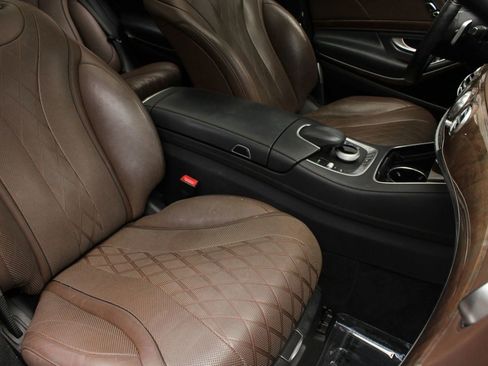 Used 2014 Mercedes-Benz S 550 Sedan image 32