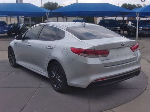 Used 2017 Kia Optima LX w/ Option Group 014 FWD image 9