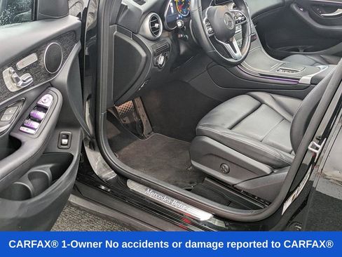 Used 2022 Mercedes-Benz GLC 300 4MATIC image 32