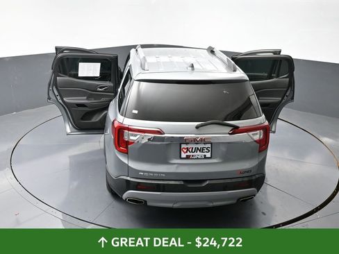 Used 2023 GMC Acadia SLT image 64