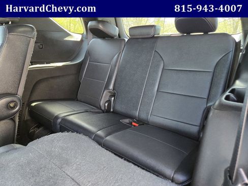 Used 2025 Chevrolet Traverse LT w/ Midnight/Sport Edition FWD image 31