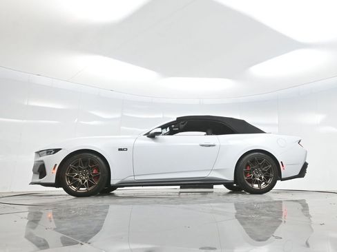 Used 2024 Ford Mustang GT Premium w/ GT Performance Package RWD image 7