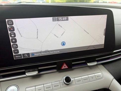 Used 2023 Hyundai Elantra Limited w/ Cargo Package FWD image 22