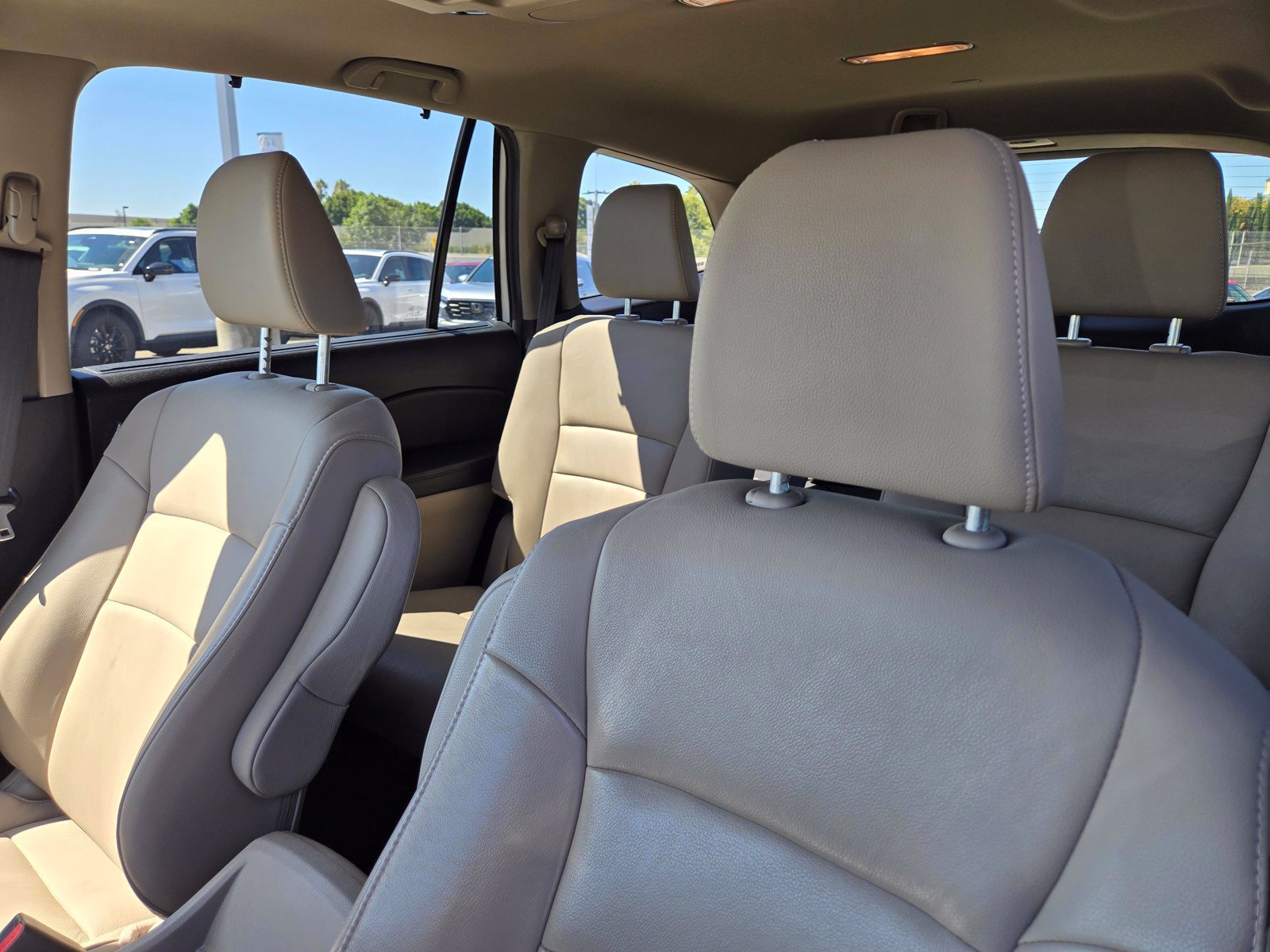 Used 2019 Honda Pilot Touring image 14