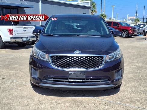 Used 2018 Kia Sedona LX FWD image 7
