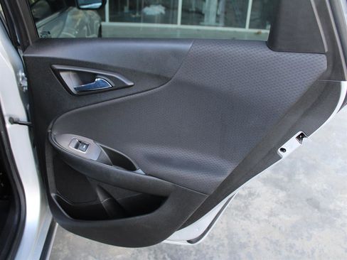 Used 2022 Chevrolet Malibu LT image 36