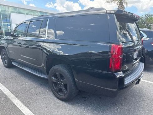 Used 2020 Chevrolet Suburban LT RWD image 7